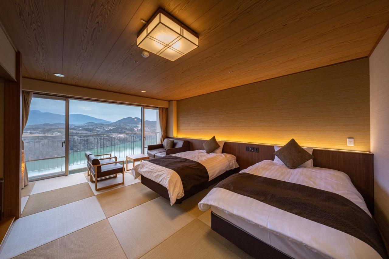 Enakyo Onsen Hotel Yuzuriha מראה חיצוני תמונה