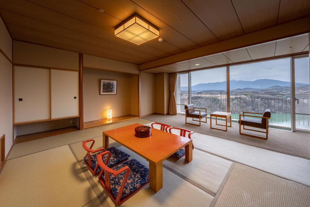 Enakyo Onsen Hotel Yuzuriha מראה חיצוני תמונה