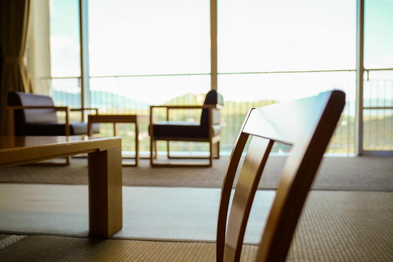 Enakyo Onsen Hotel Yuzuriha מראה חיצוני תמונה