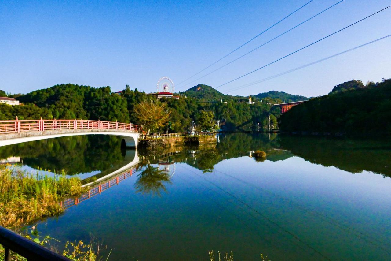 Enakyo Onsen Hotel Yuzuriha מראה חיצוני תמונה